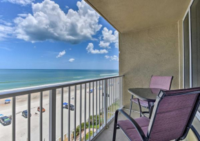 Oceanfront Studio with Balcony, Walk to Attractions!